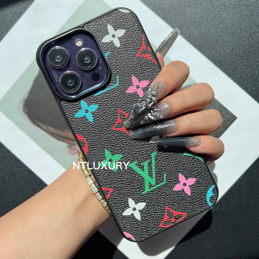 Traditional Love Phone Case (Fancy Big Love - Black)