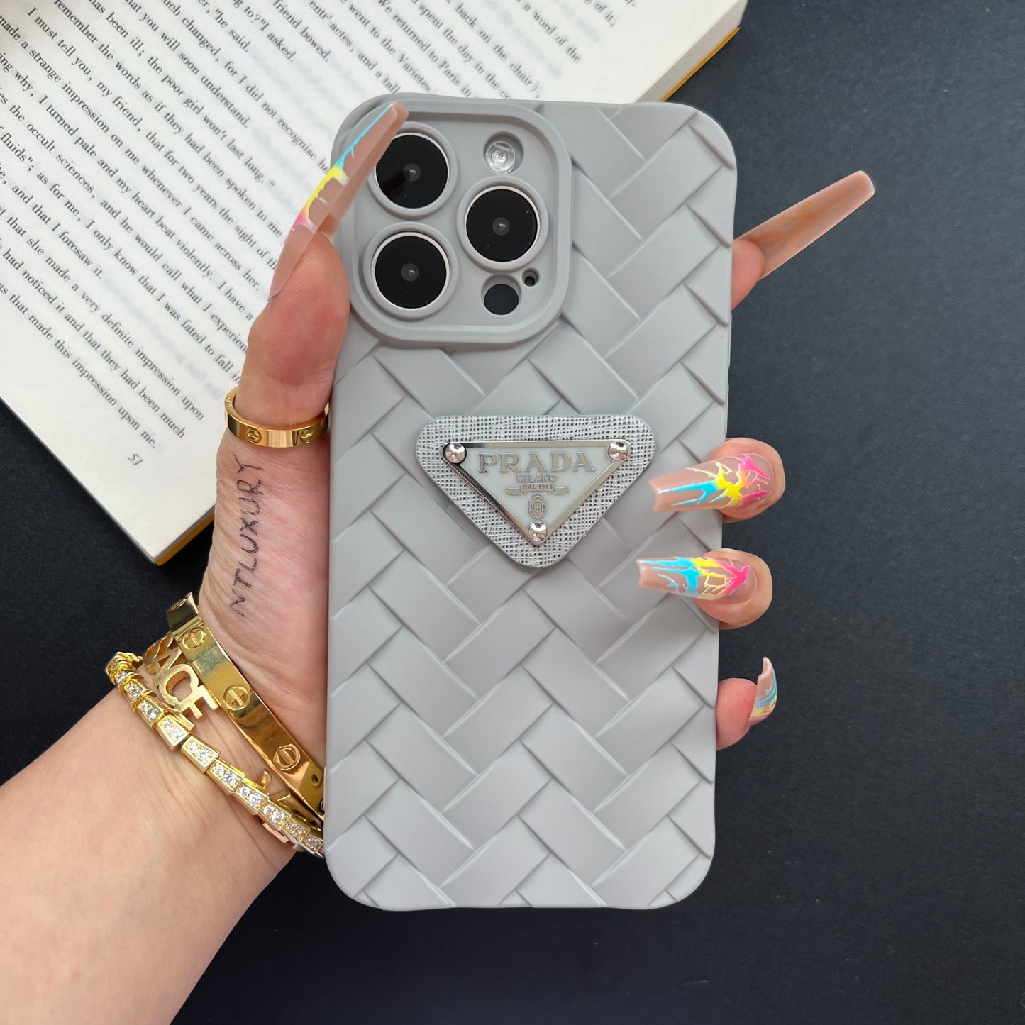 Plait Design Phone Case (Grey)