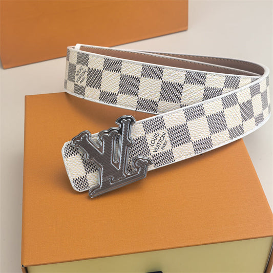 Horizontal Textured Buckle Belt (White Latticed)