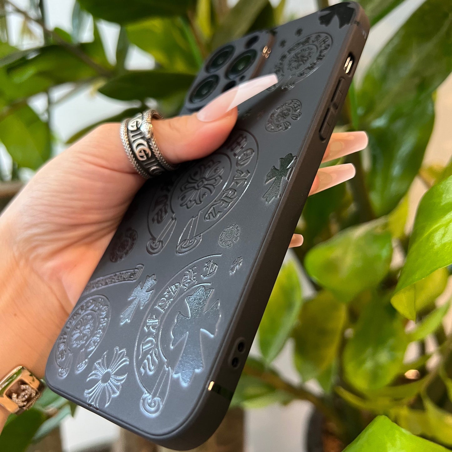 Black Trendy Phone Case ( Heart Fun )
