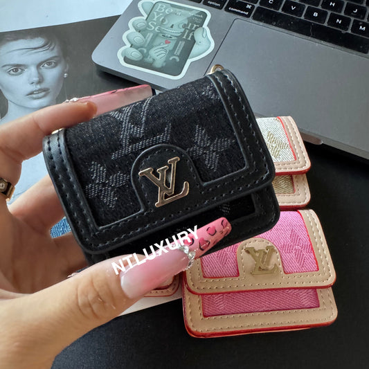 Funda para AirPods con diseño Denim Love (Universal)