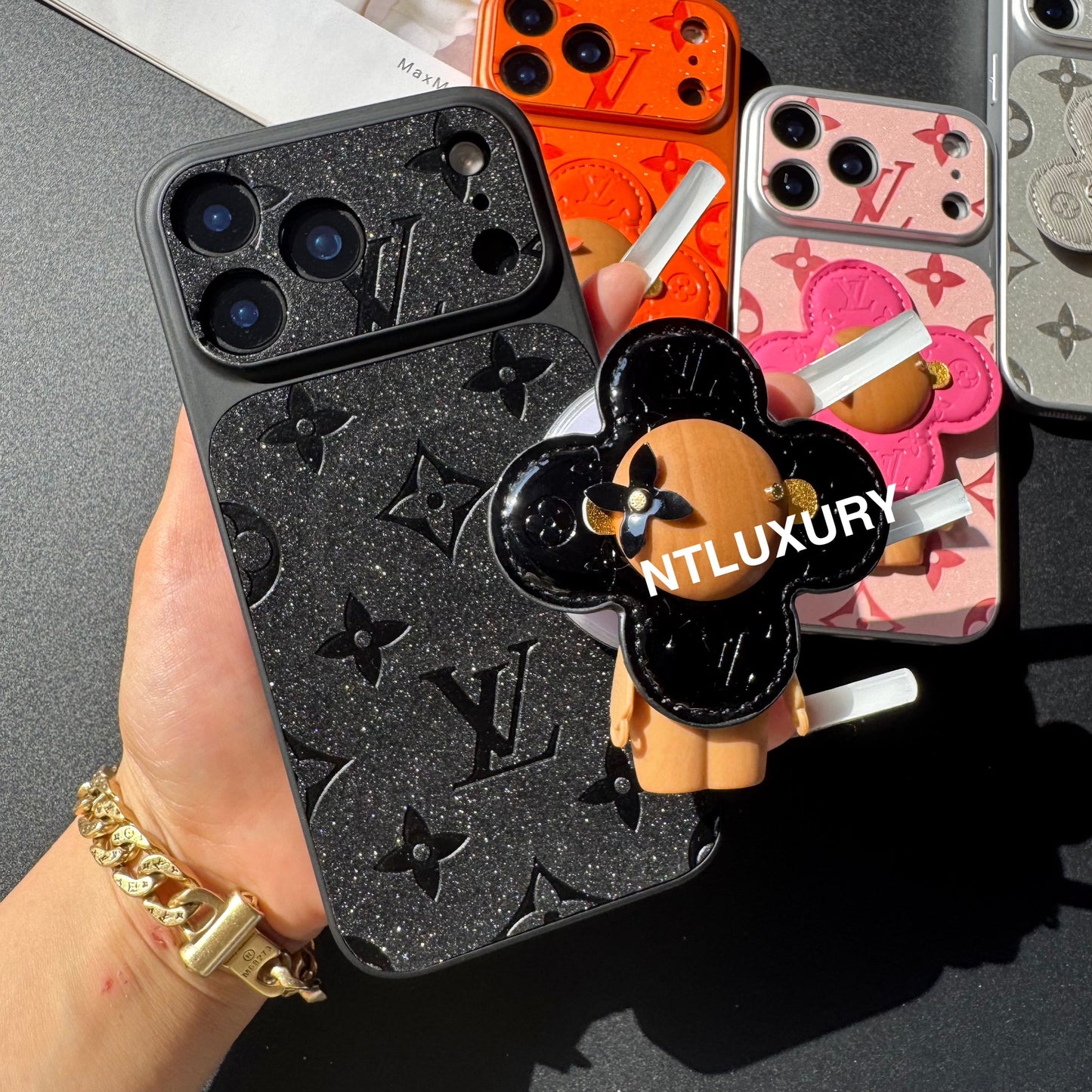 Orange Juice Glitter Love with Magsafe Holder (Wood Doll)
