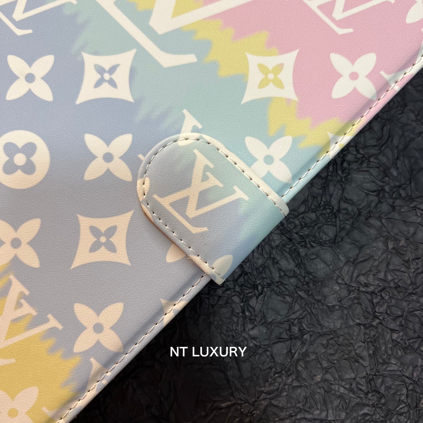 Cute Fancy iPad Case (Ombre Love)