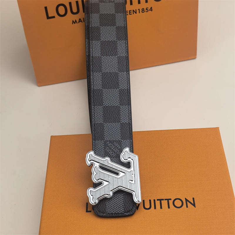Horizontal Textured Buckle Belt (Black Latticed)