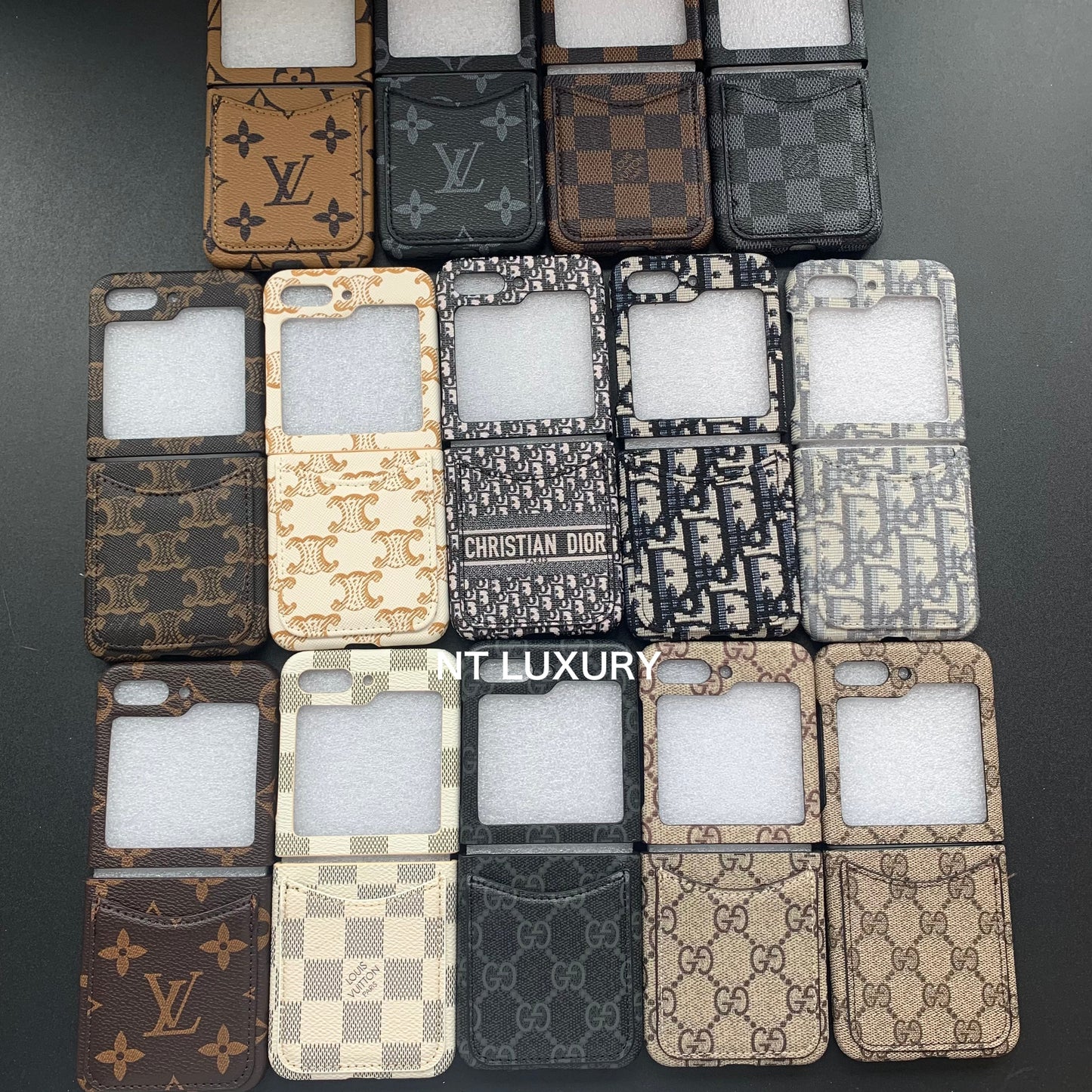 Vintage Floral Case For Z-Flip Series with Pocket (White Latticed)