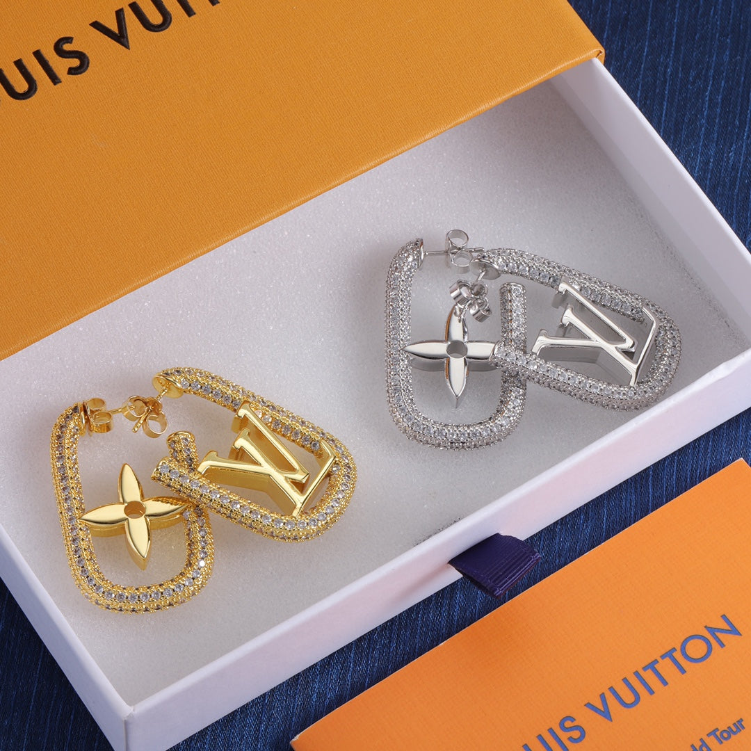 Love White Diamond Earring