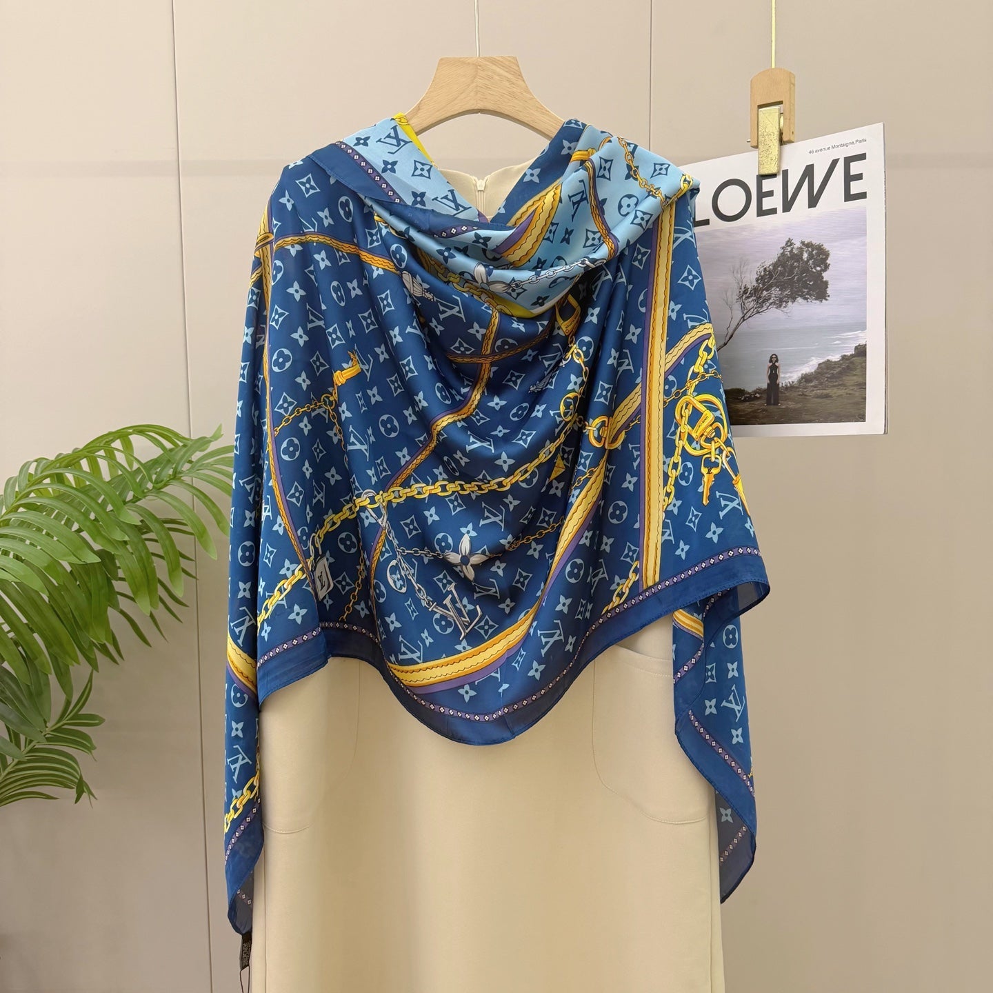 Love Chain Silk Long Scarf (Blue)