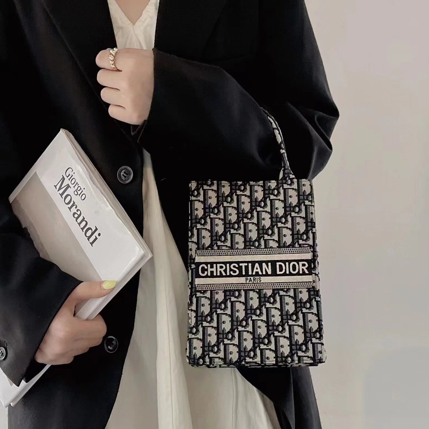 Fancy Adore Design Phone Bag