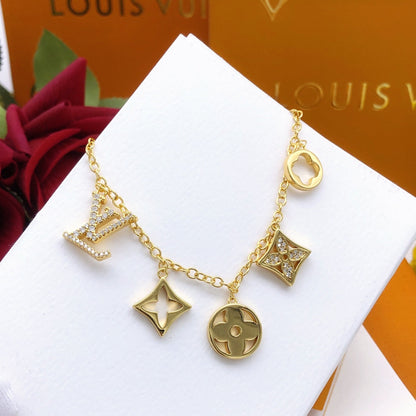 Pulsera de latón con colgante