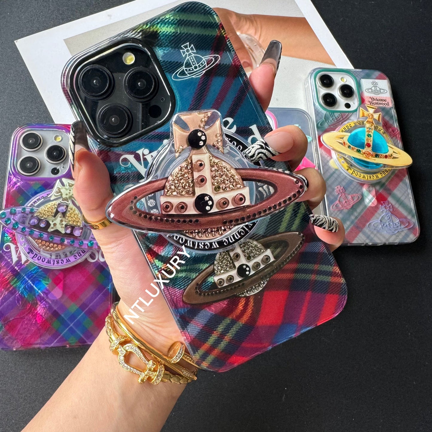Latticed West Woo iPhone Case with MageSafe Holder