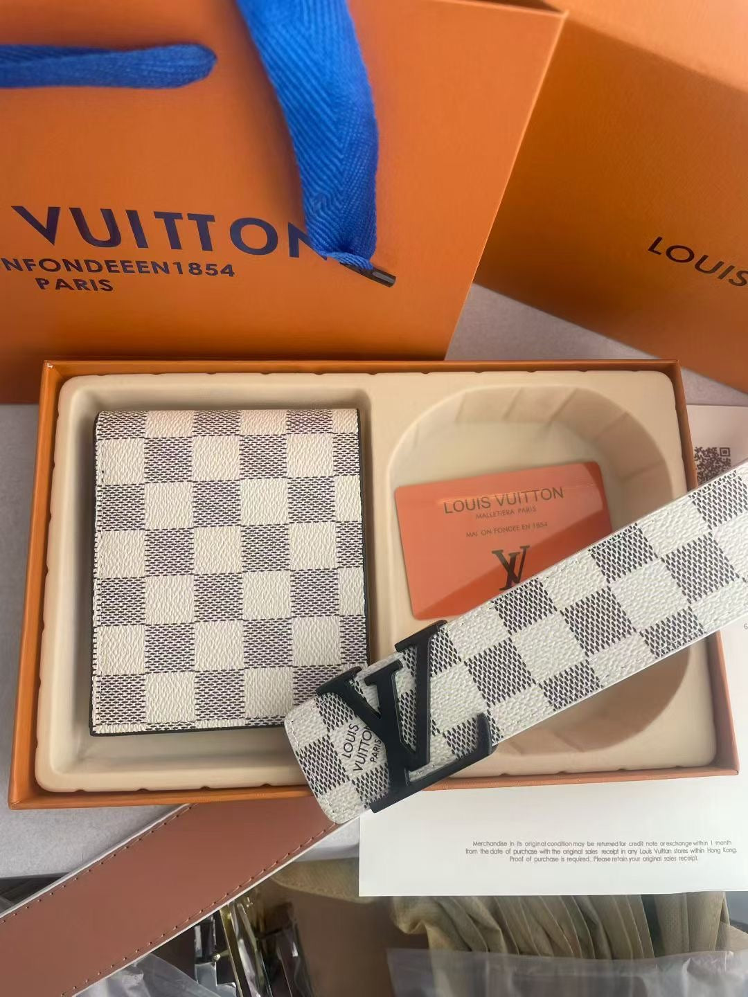 2 Set Buckle Love Belt & Wallet with Packaging