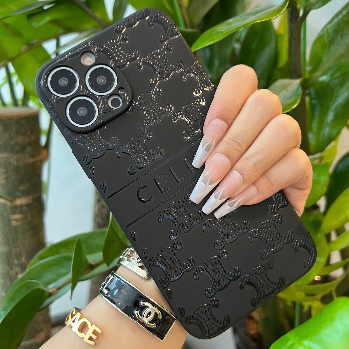 Black Trendy Phone Case (Middle CL)