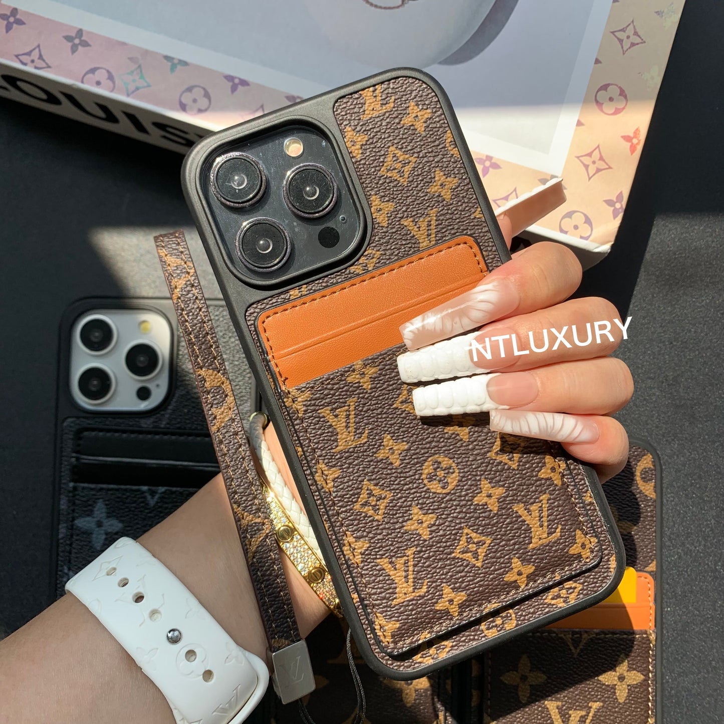 Traditional Card Pocket Samsung Case with Rope (3 Pieces)