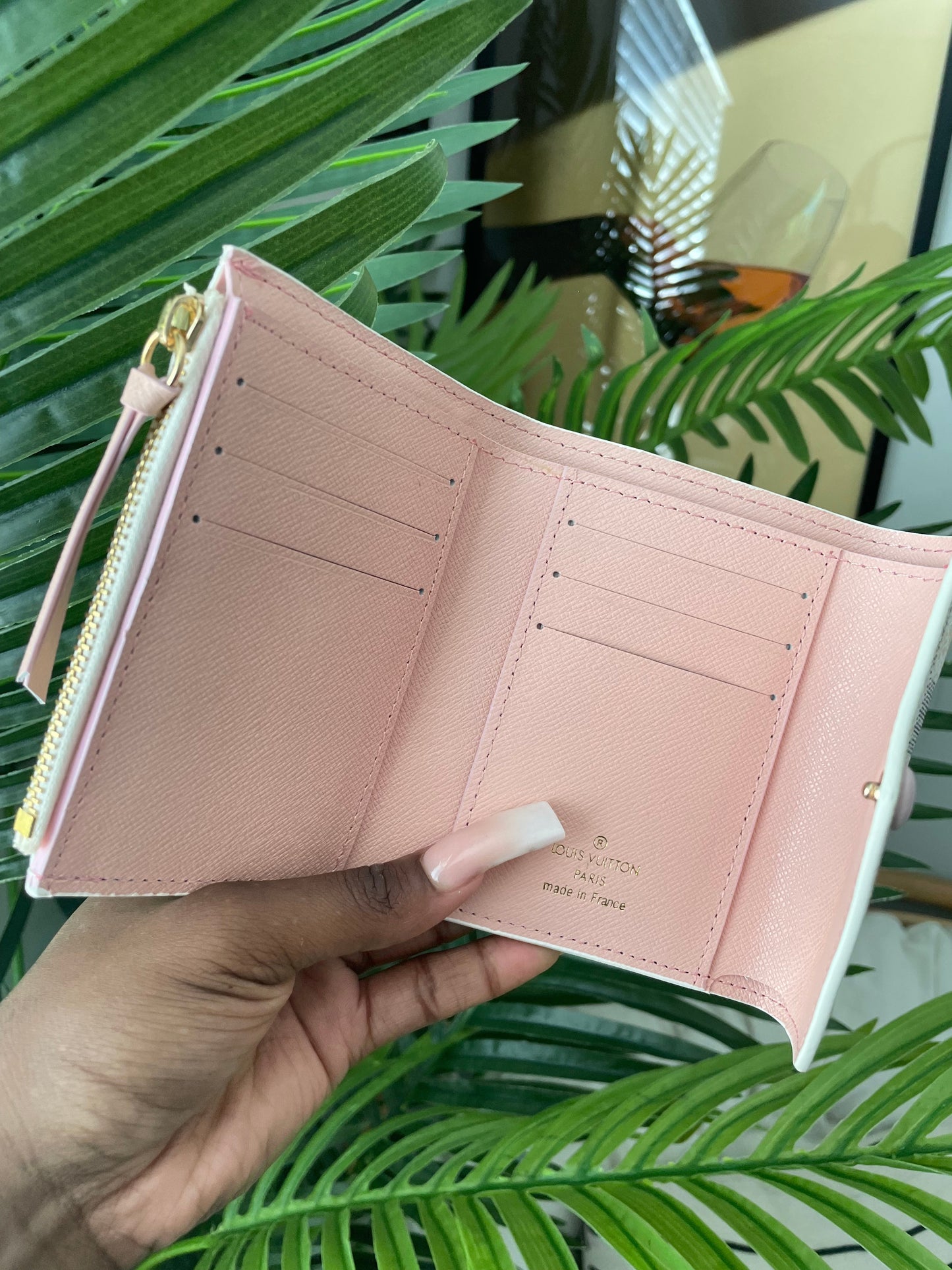 Short Brown/Pink Flower logo Full Wallet *comes with box*