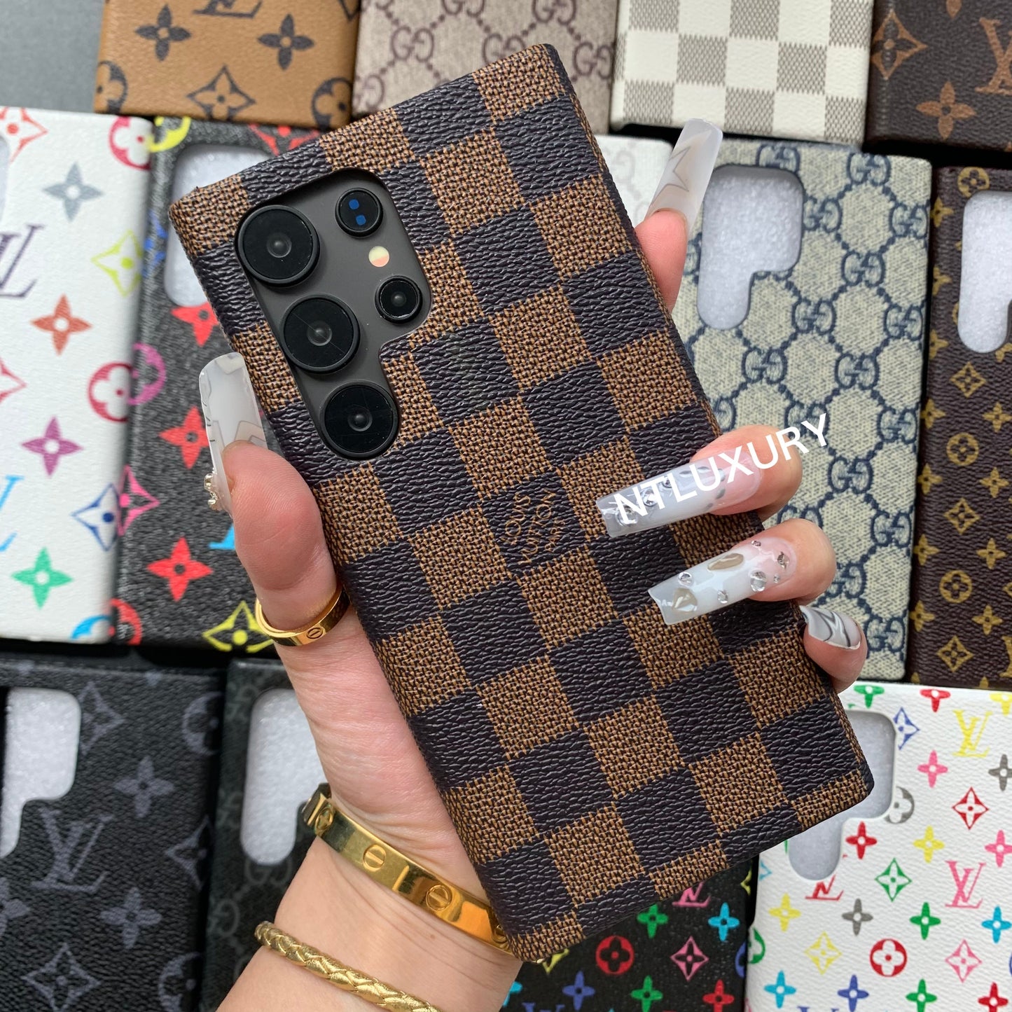 Traditional Love Samsung Case (Brown Latticed)