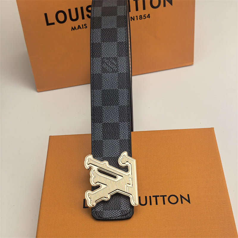 Horizontal Textured Buckle Belt (Black Latticed)