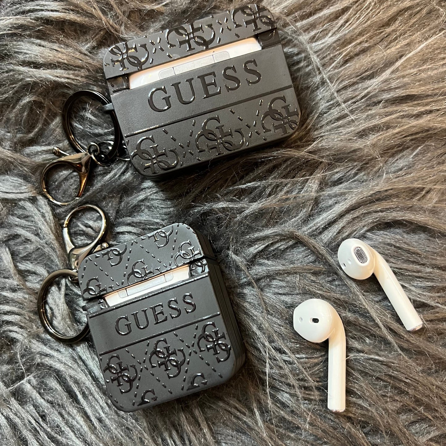 Black Trendy Airpods Case (M GU)