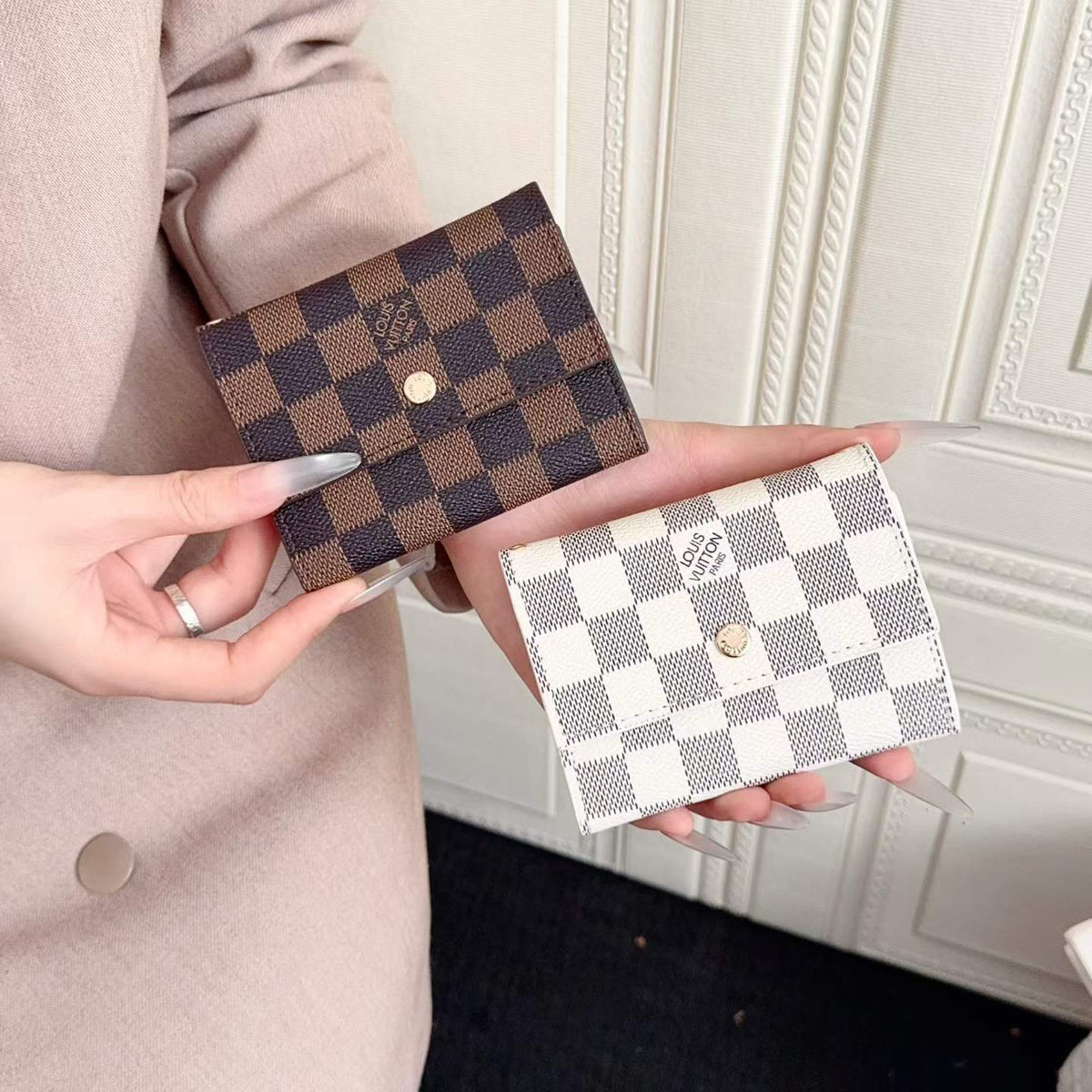 Traditional Square Design Cute Wallet