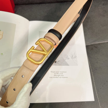 Ceinture Femme en Cuir Brillant à Logo Métallique