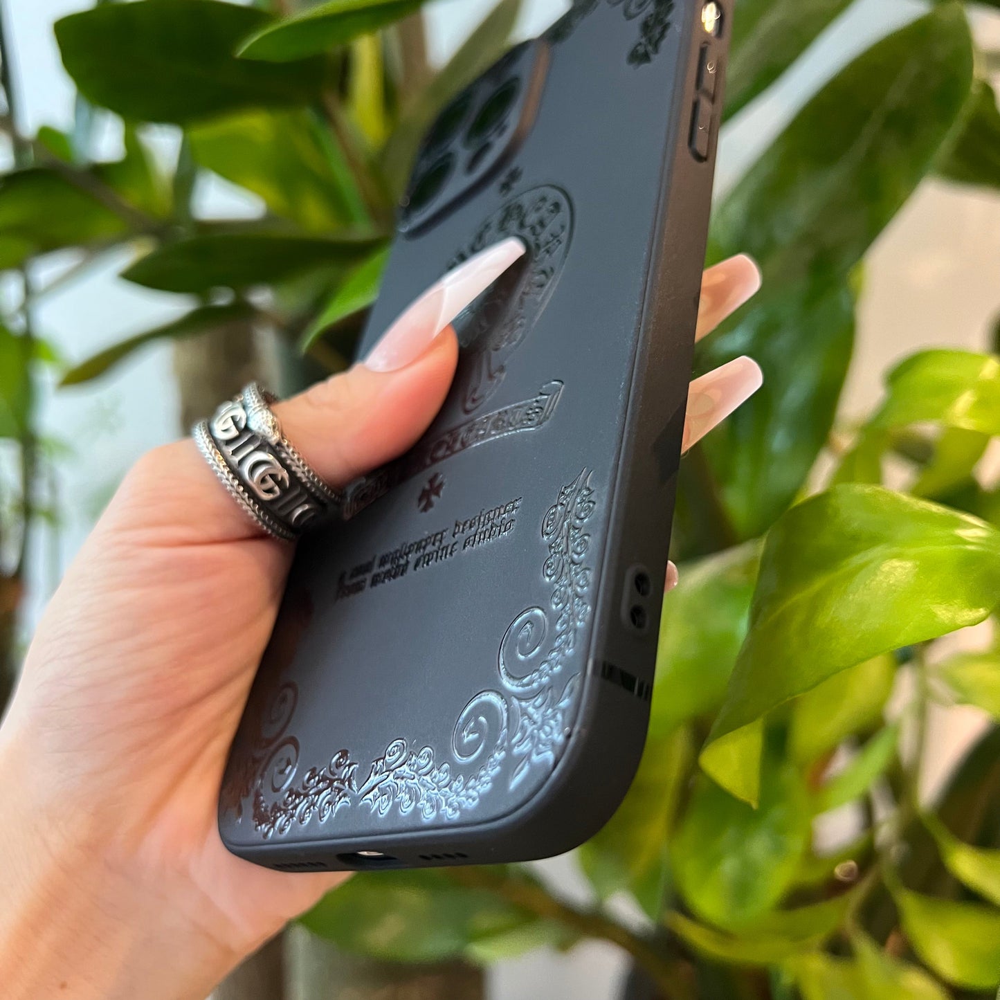 Black Trendy Phone Case ( Middle Heart)