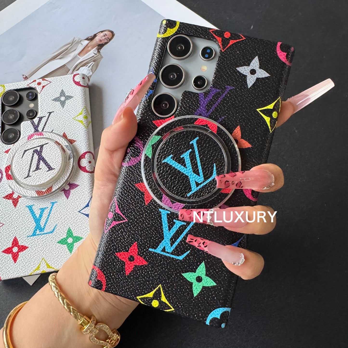 Traditional Love Samsung Case with MagSafe Holder (Black & White Big Love)