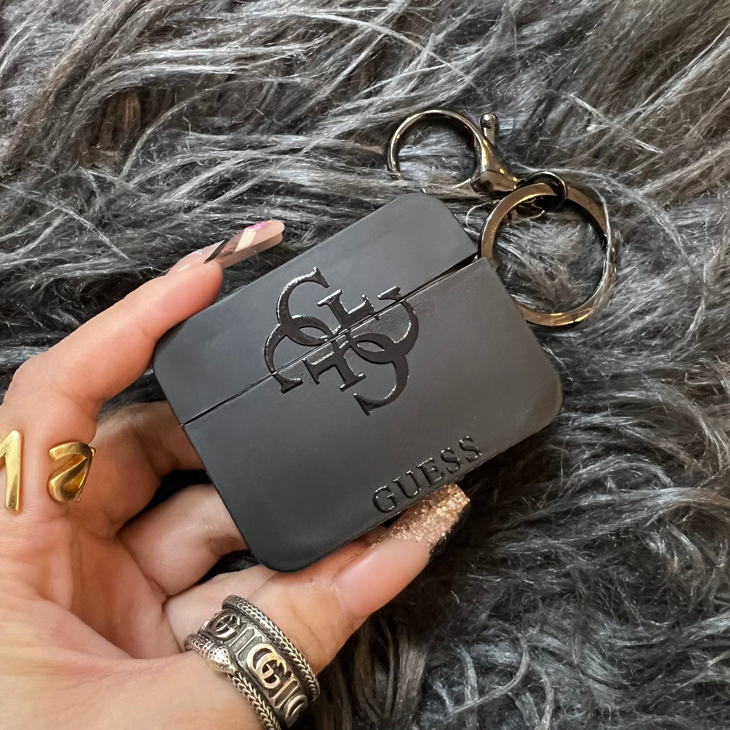 Black Trendy Airpods Case (L GU)
