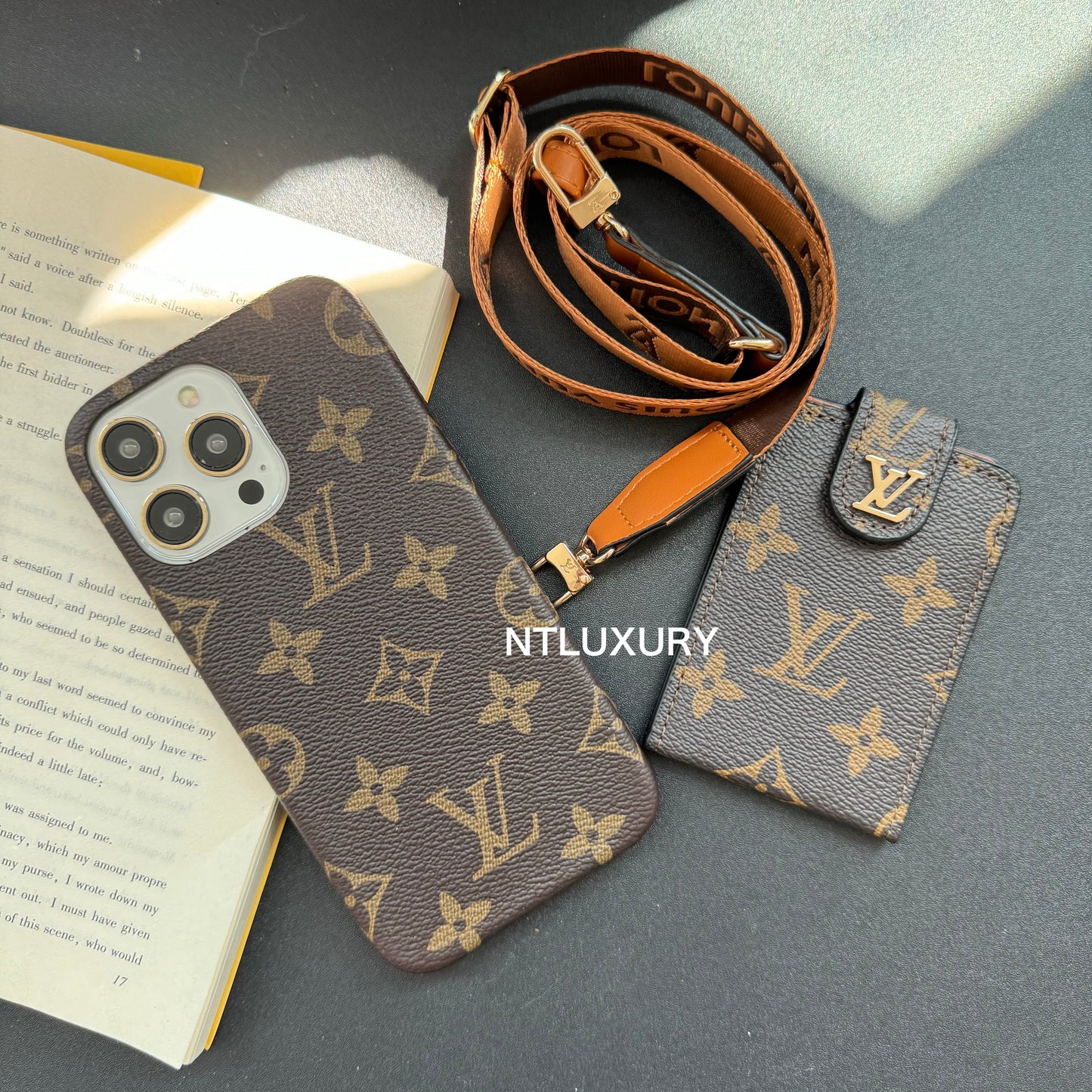 Downside Pocket Design Samsung Case (3 Pieces)