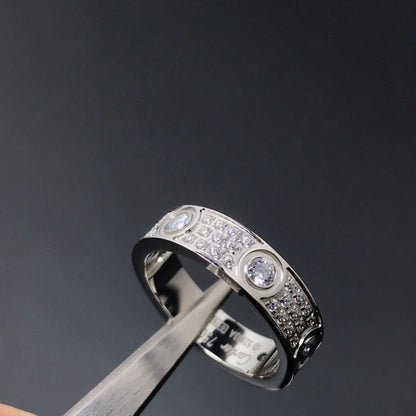 Anello dell'amore in oro e diamanti