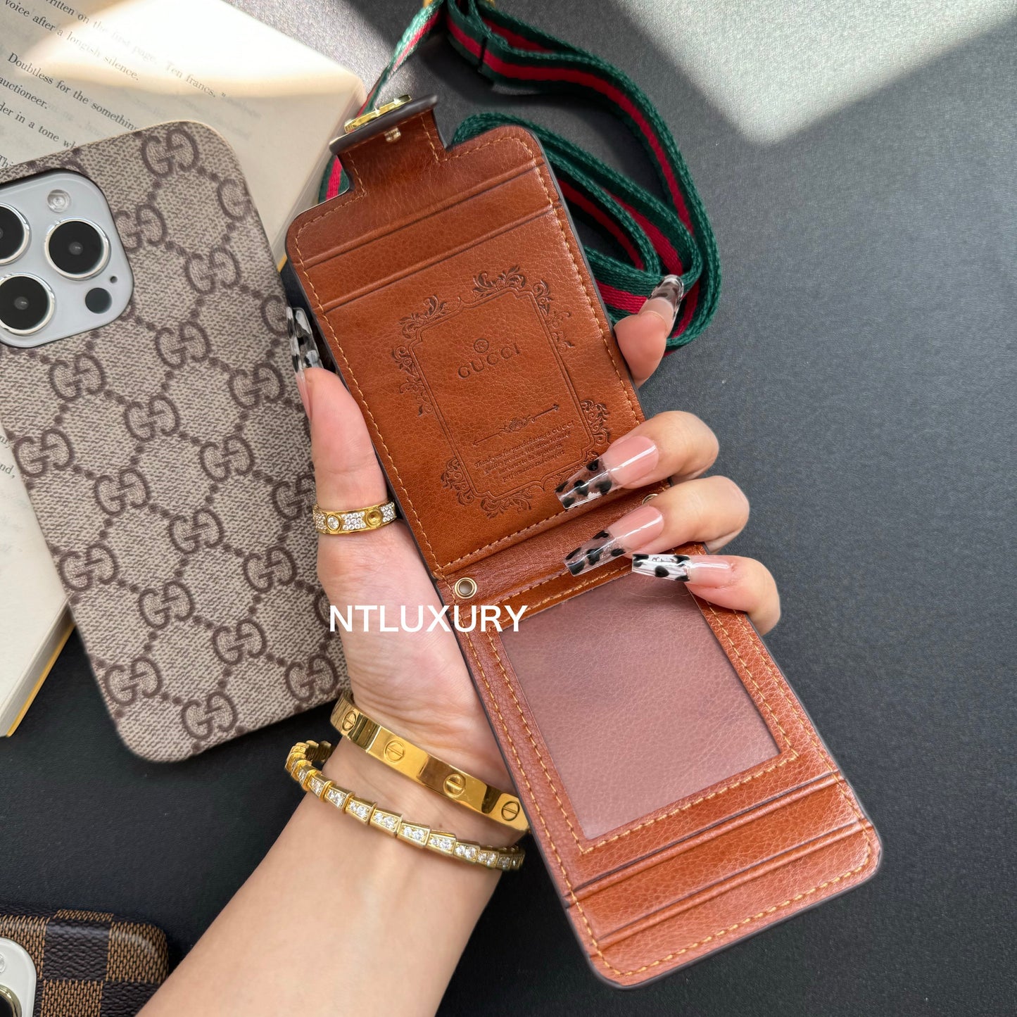 Downside Pocket Design Samsung Case (3 Pieces)