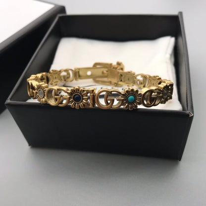 Bracelet au design unique et de bonne qualité