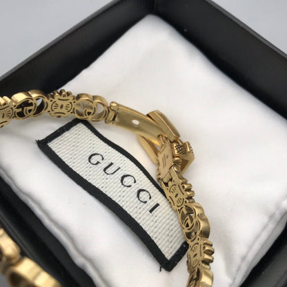 Bracelet au design unique et de bonne qualité
