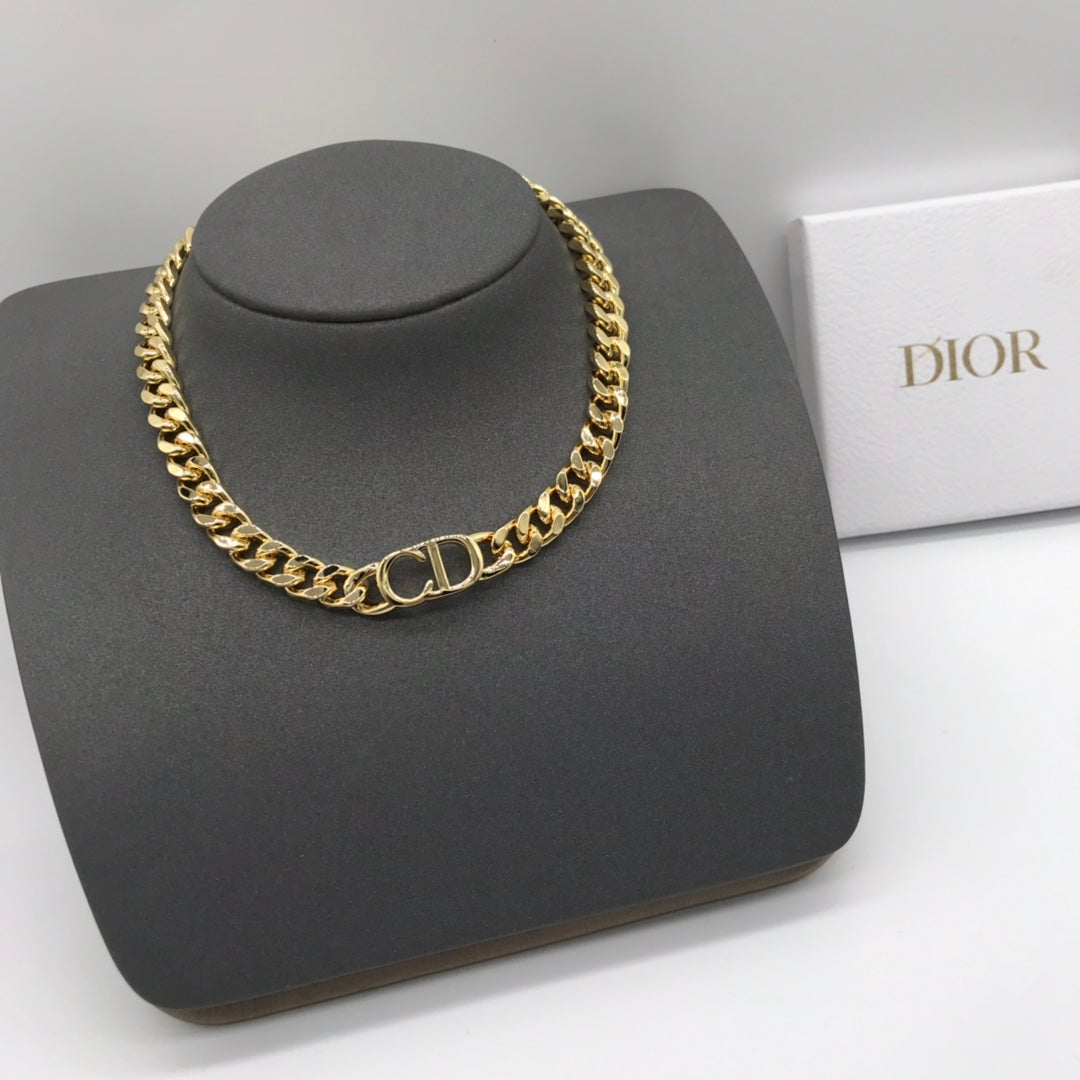 Dove Gold Chain Design Necklace & Bracelet 2 Set