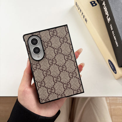 Traditional Floral Design For Z Flip&Fold Series