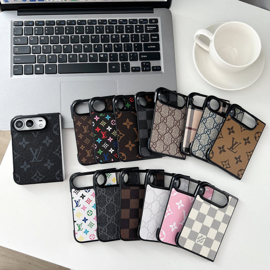 Traditional Design Phone Case For iPhone Duo