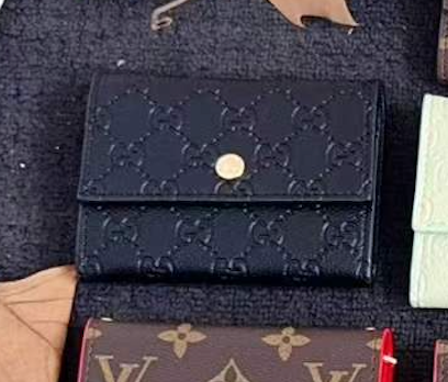 Traditional Square Design Cute Wallet