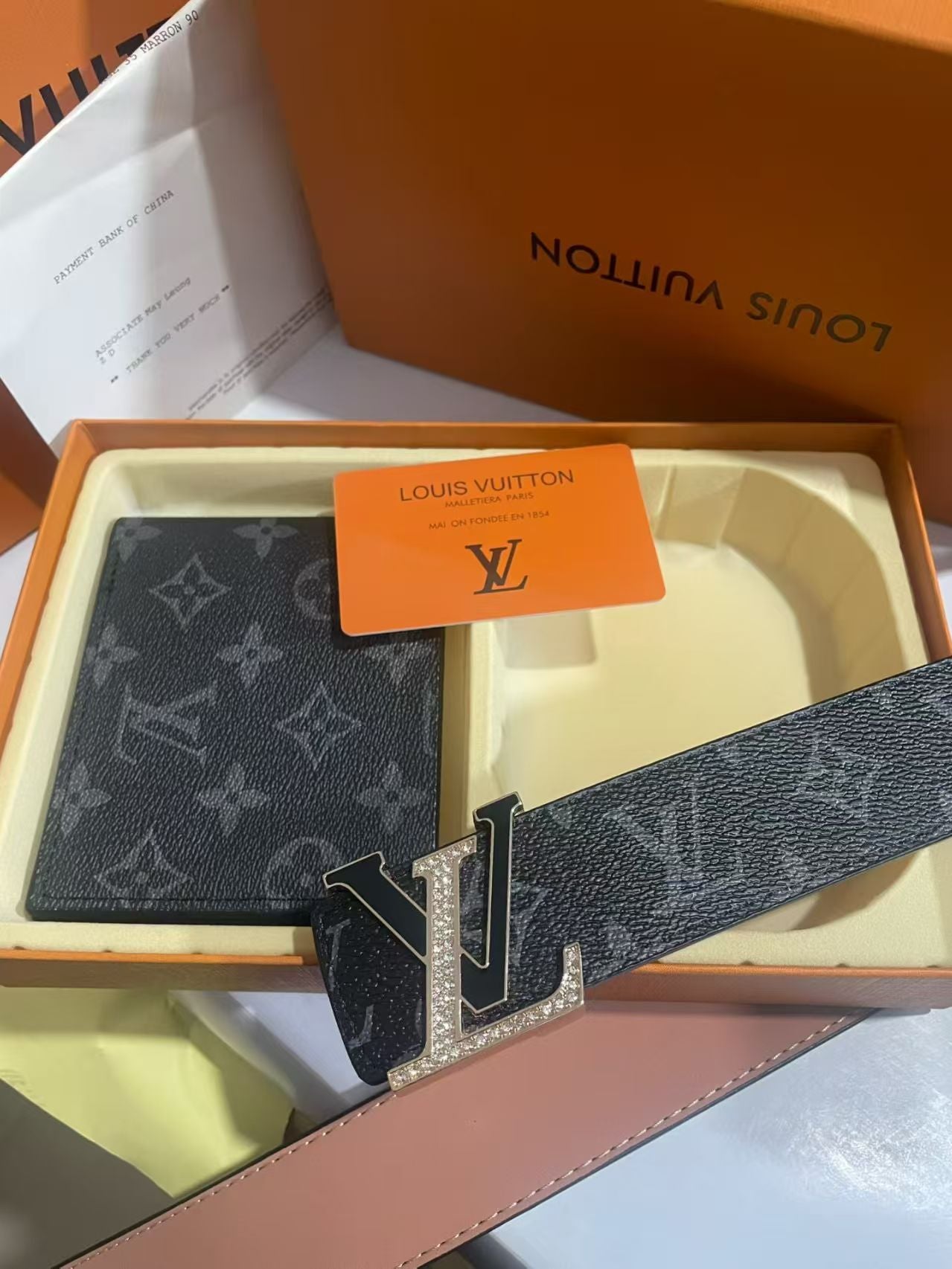 2 Set Buckle Love Belt & Wallet with Packaging