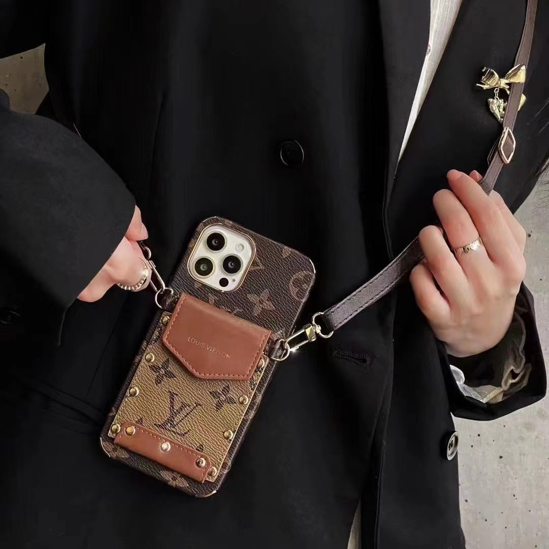 Extravagante Luxus-Handyhülle mit Kordel