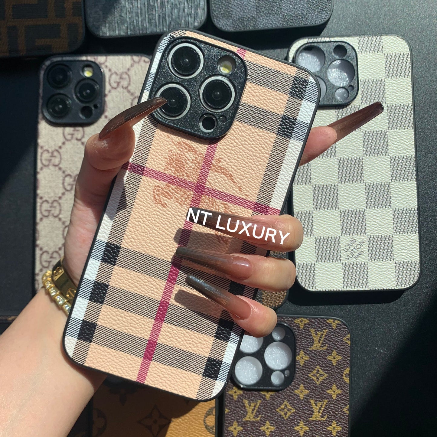 Traditional Phone Case with Camera Protection (B)