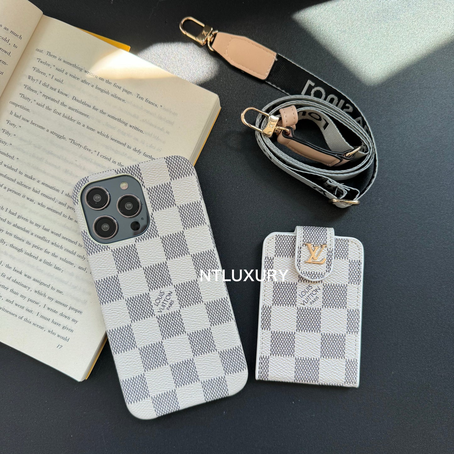 Downside Pocket Design Samsung Case (3 Pieces)