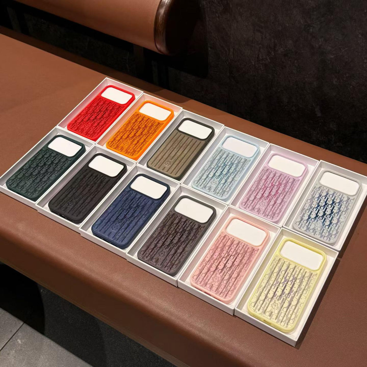 Funda llamativa para teléfono RMW & DD con empaque