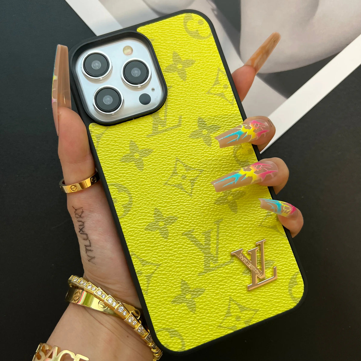 Traditional Colorful Design iPhone Case (Yellow)