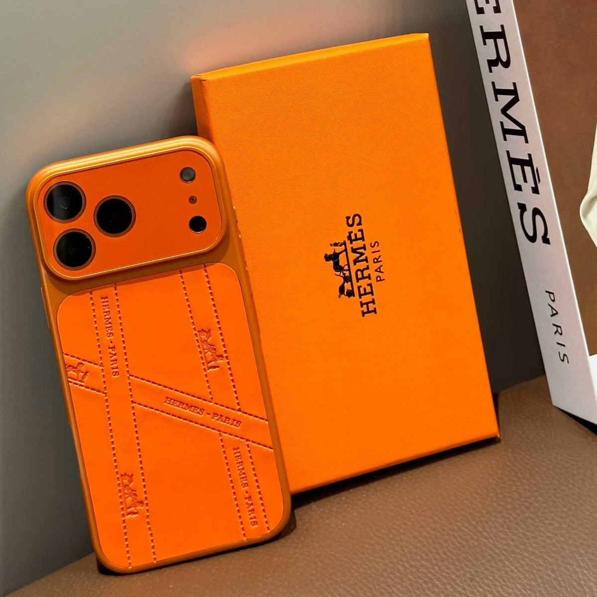 Coque de téléphone motif orange sophistiqué