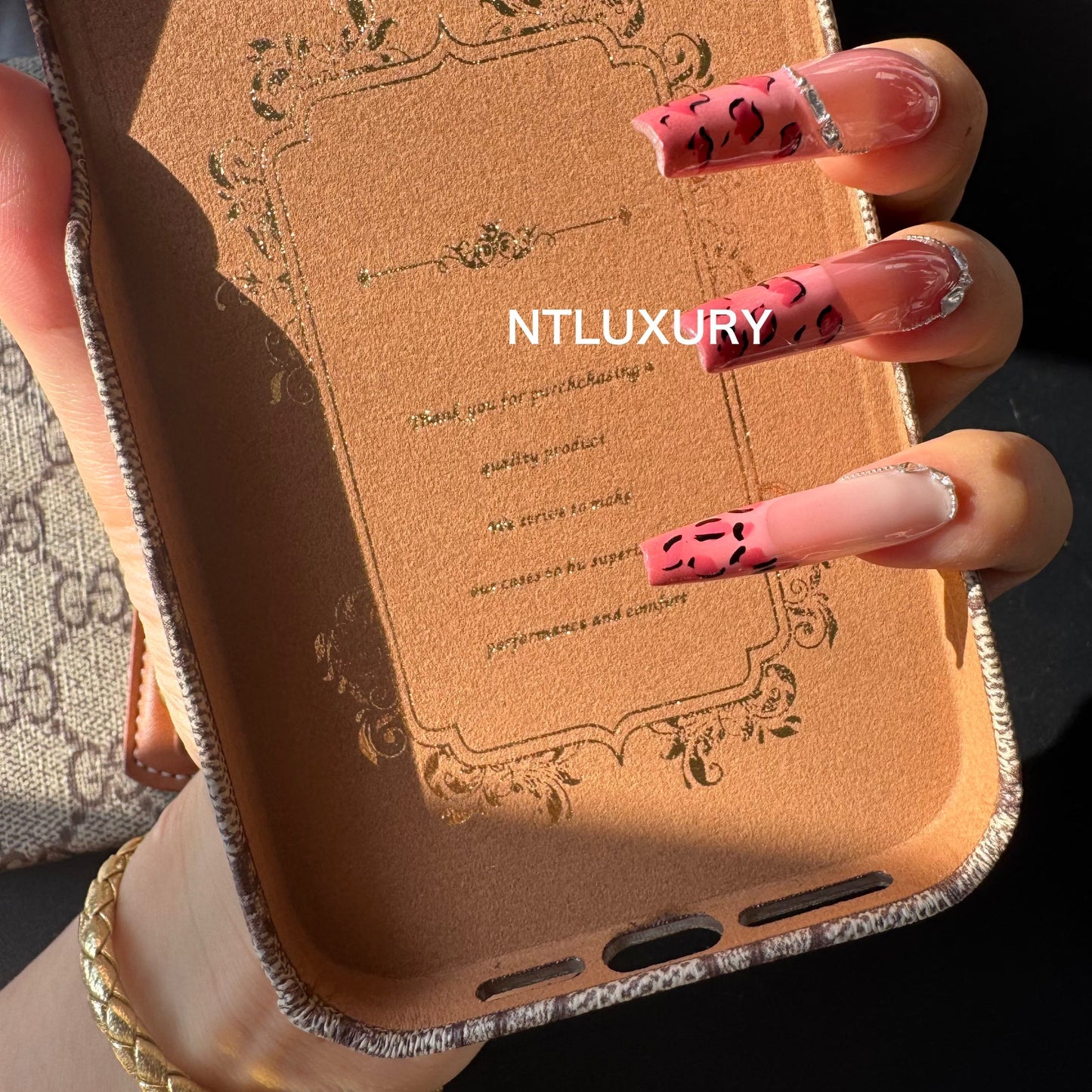 Do Yourself Waistband Design For iPhone