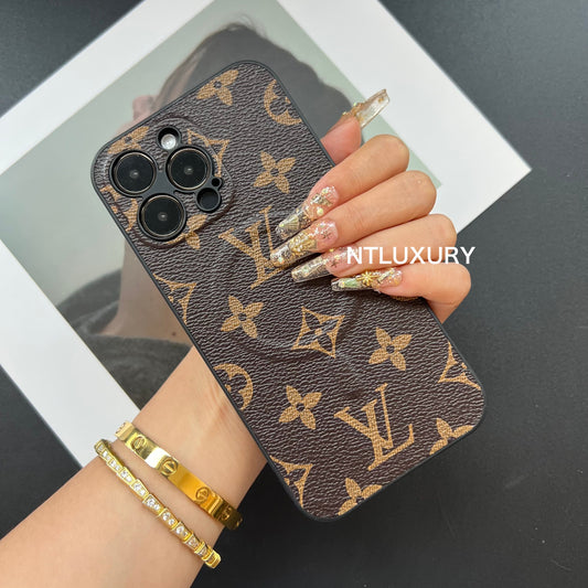 Traditional Design Phone Case (Magsafe)