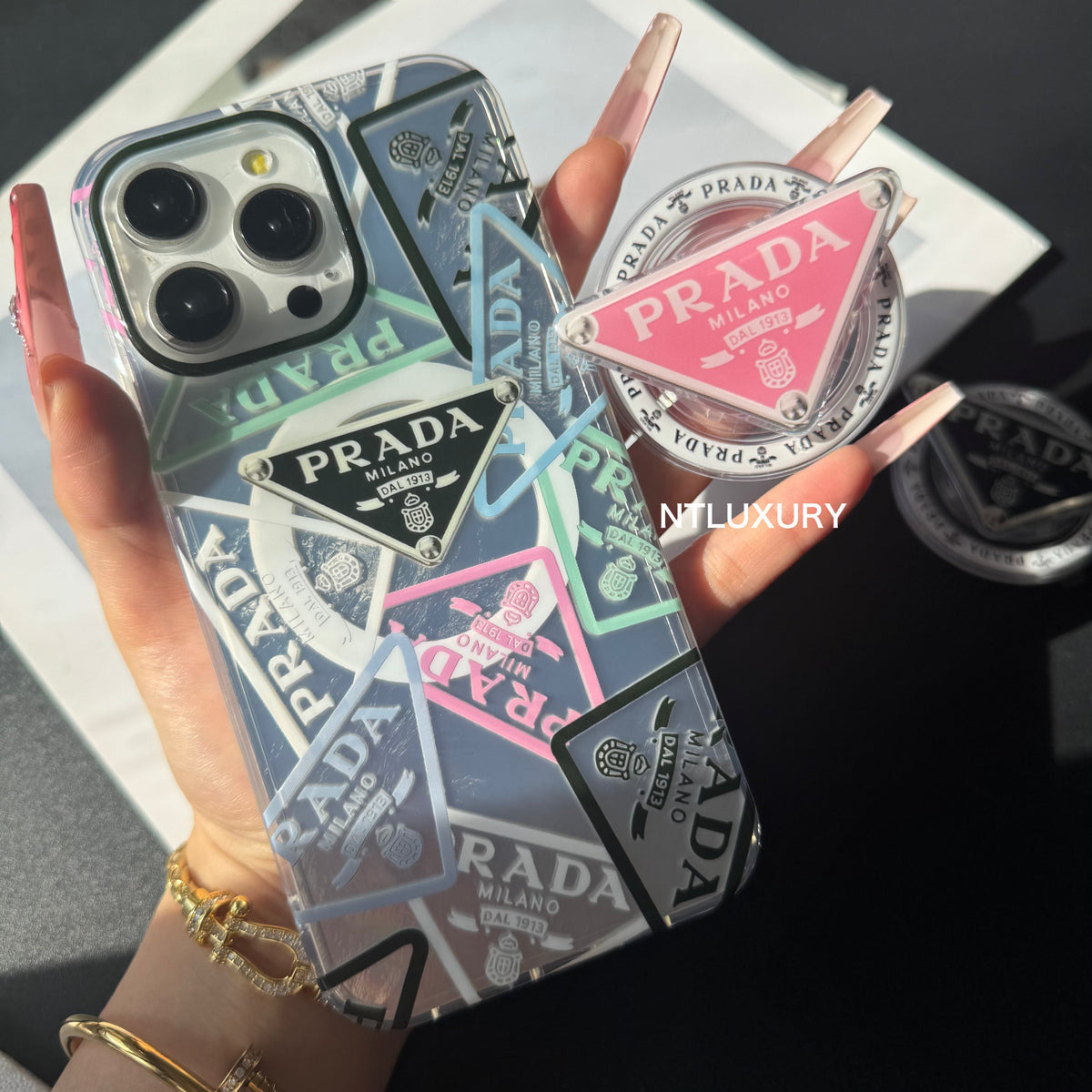 Coque iPhone Motif PP avec Support Magsafe