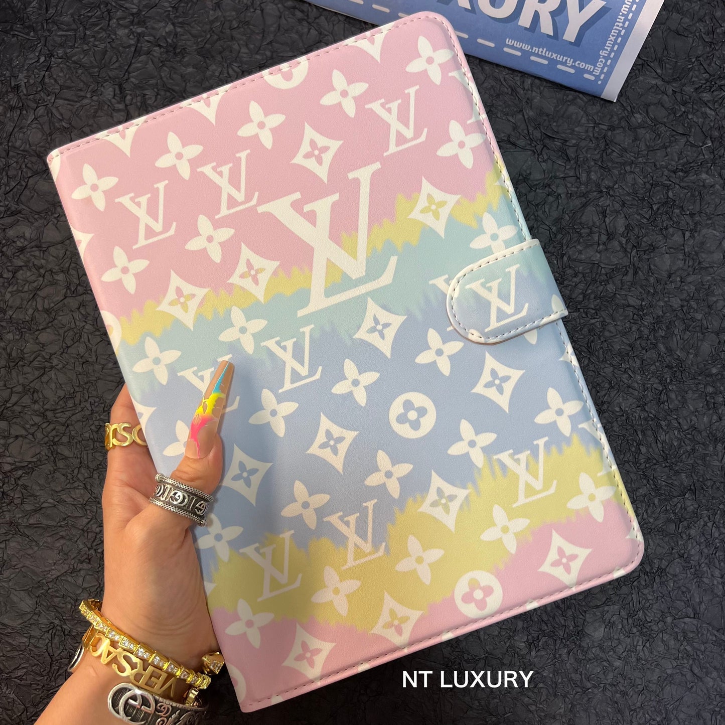 Cute Fancy iPad Case (Ombre Love)