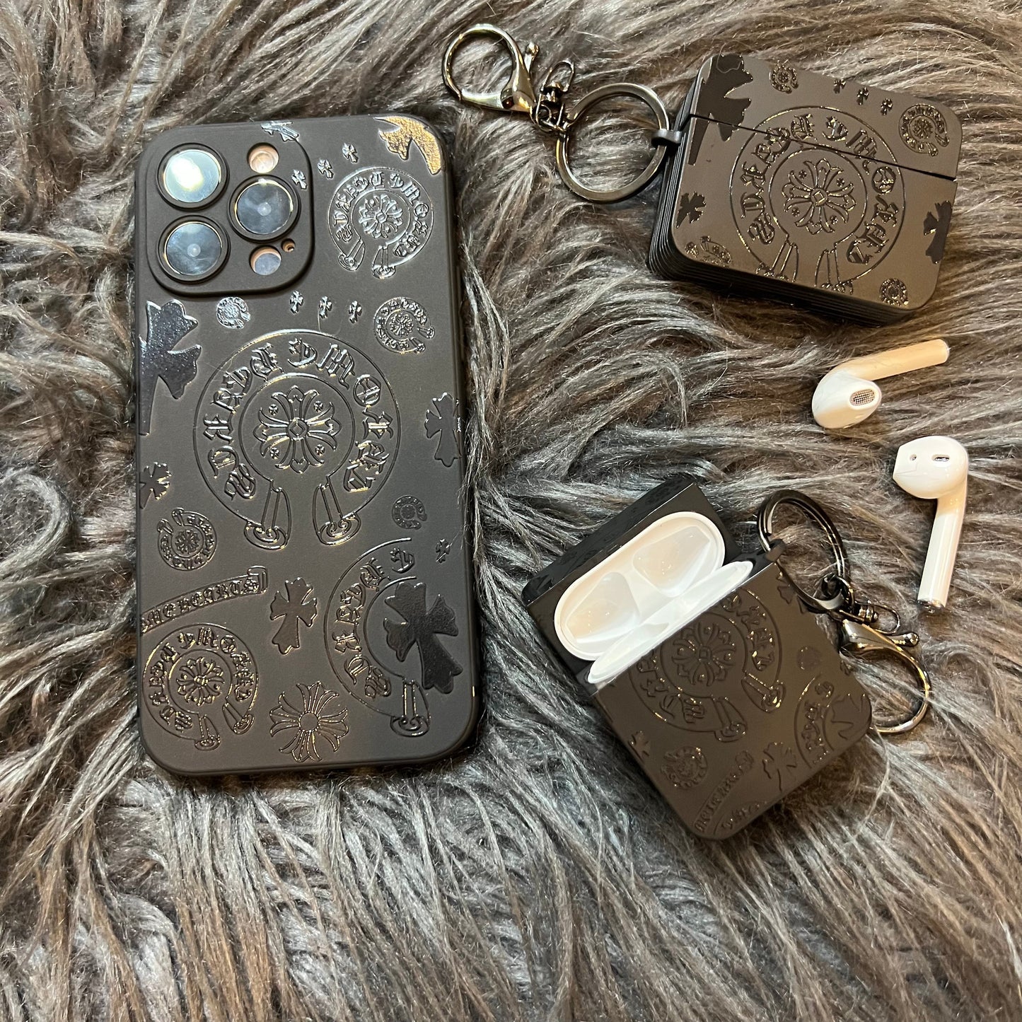 Black Trendy Airpods Case ( Heart Fun )