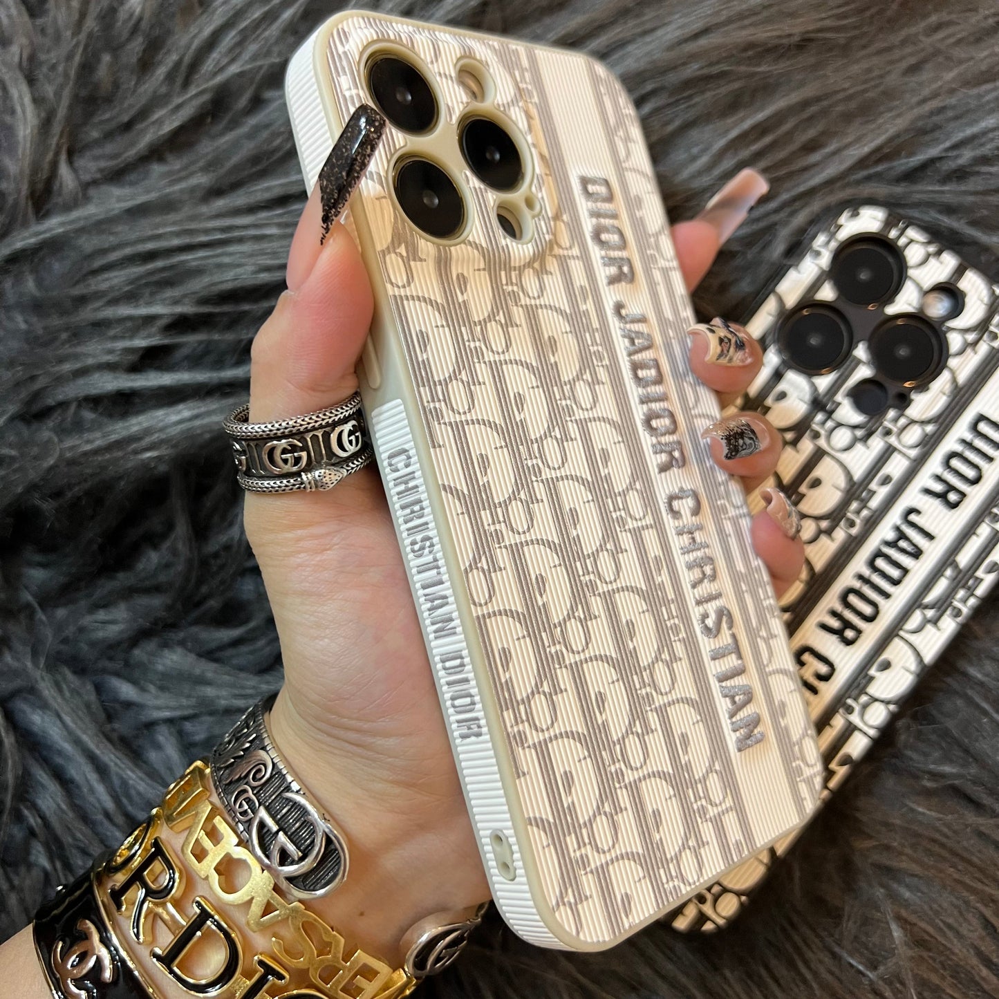 Dore Phone Case With Camera Protection