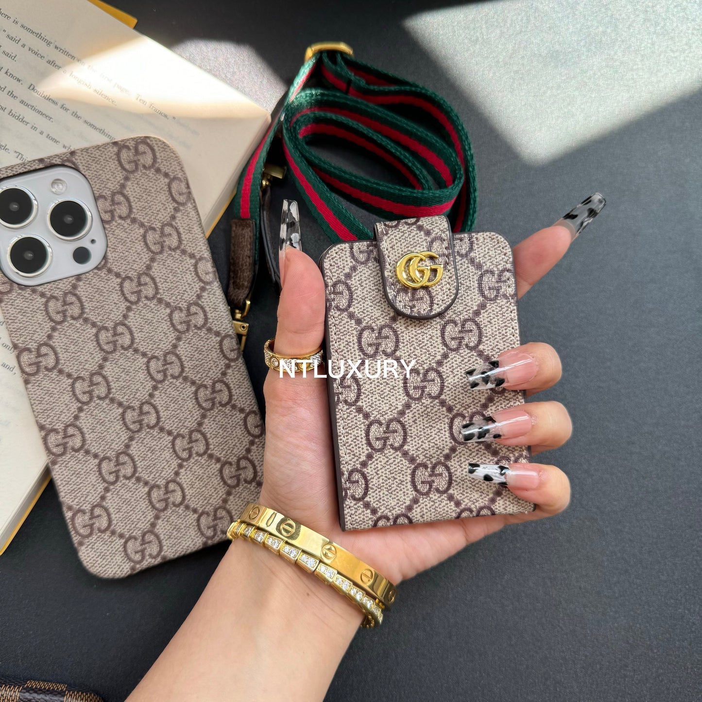 Downside Pocket Design Samsung Case (3 Pieces)