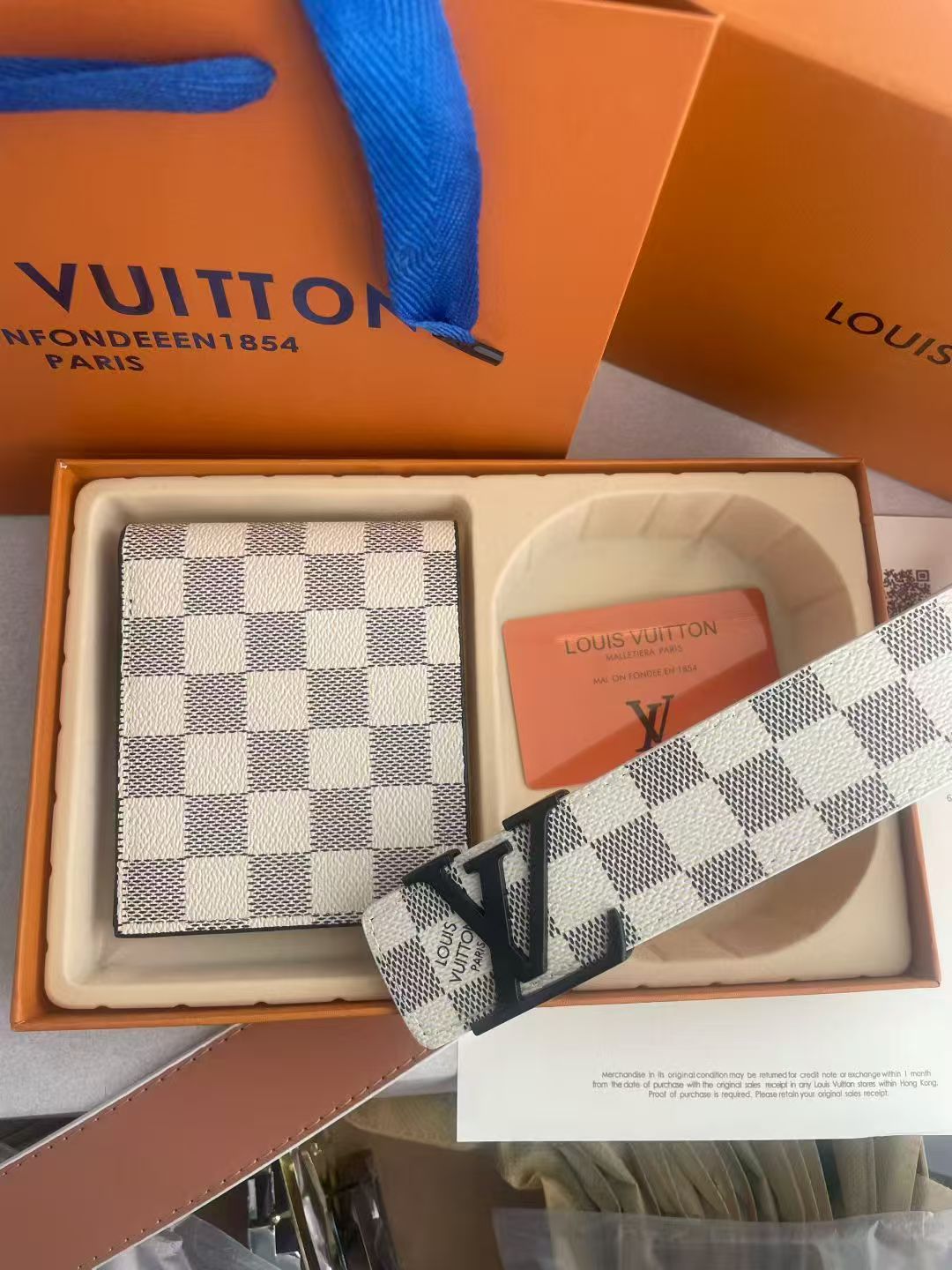 2 Set Buckle Love Belt & Wallet with Packaging
